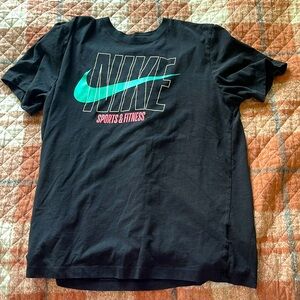 Nike sport T